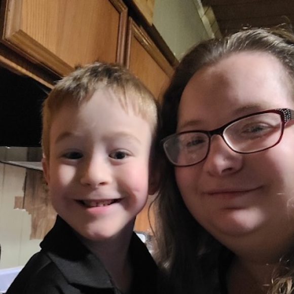 Meet your Posher, Ashton - Picture 1 of 1